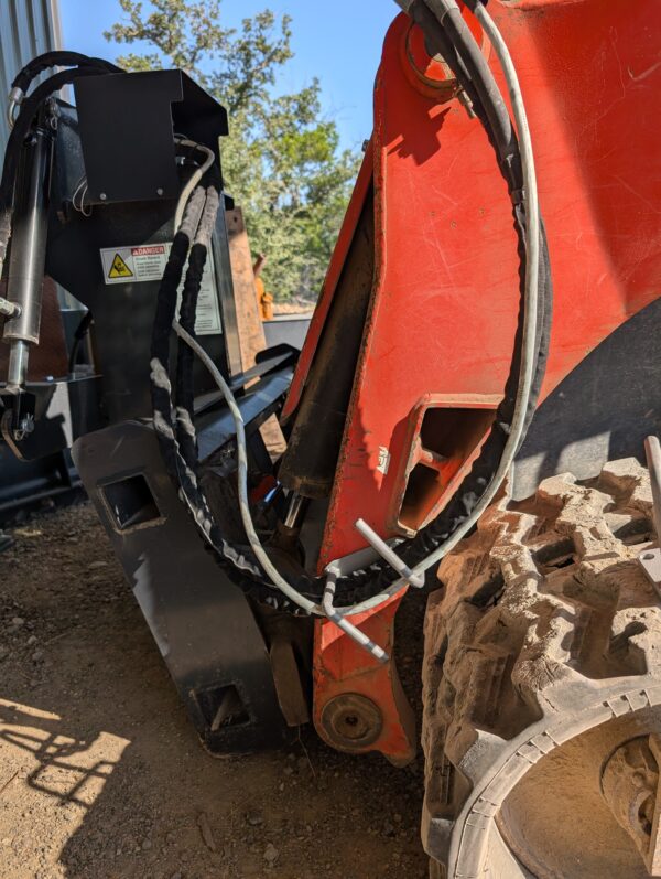 Hydraulic Hose Minder for Kubota SVL and SSV Skid Steers - Image 5